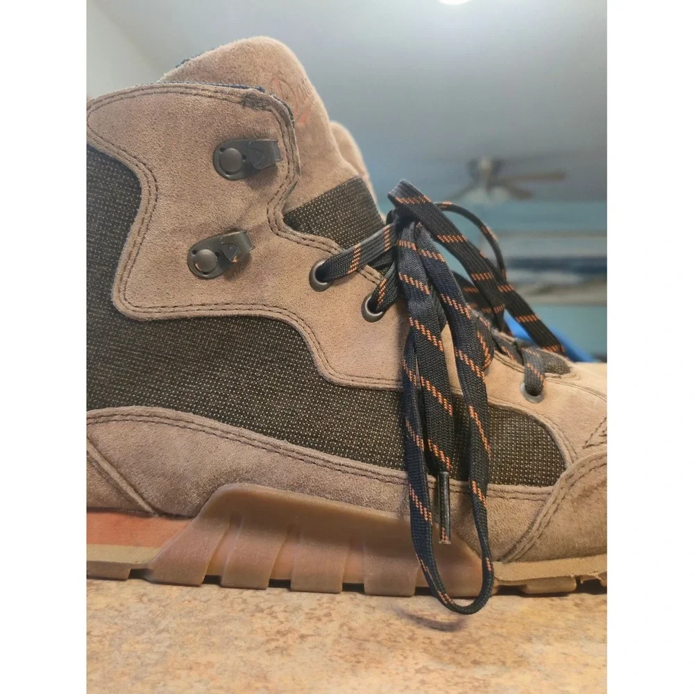 Danner skyridge hiking